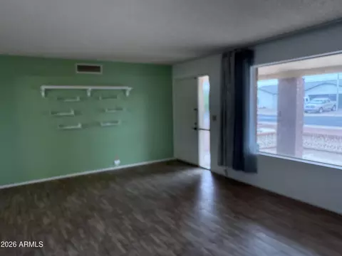 Living - 7822 E Lindner Ave, Mesa, AZ 85209 photo 3 of 3