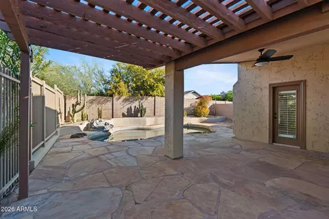 Exterior - 4602 E Swilling Rd, Phoenix, AZ 85050 photo 5 of 7