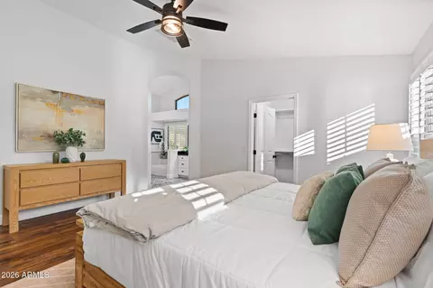 Bedroom - 4602 E Swilling Rd, Phoenix, AZ 85050 photo 2 of 3