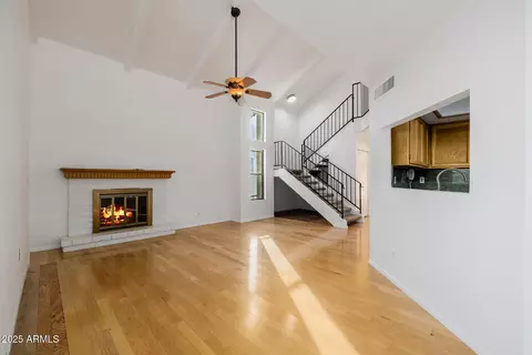 Living - 1875 E State Ave, Phoenix, AZ 85020 photo 3 of 8