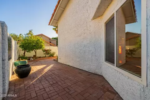 Exterior - 1875 E State Ave, Phoenix, AZ 85020 photo 7 of 8