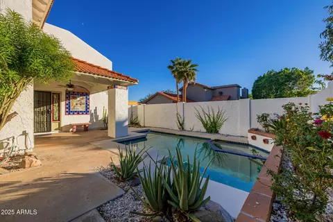 Exterior - 1875 E State Ave, Phoenix, AZ 85020 photo 3 of 8