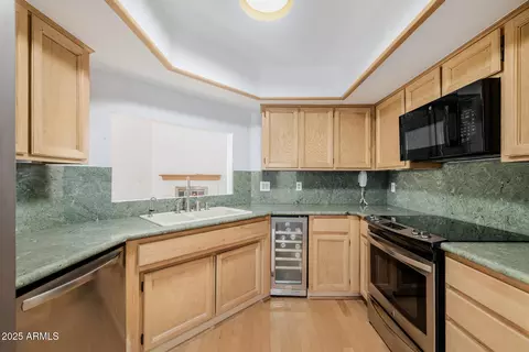 Kitchen - 1875 E State Ave, Phoenix, AZ 85020 photo 1 of 3