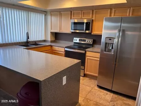 7882 N 47th Ave, Glendale, AZ 85301