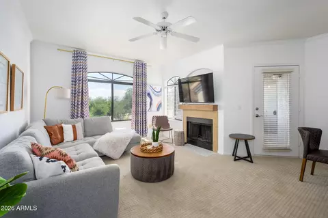 15095 N Thompson Peak Pkwy #3044, Scottsdale, AZ 85260