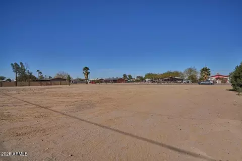 411 W 4th St #6, Eloy, AZ 85131