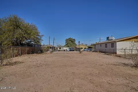 109 E 12th St #12, Eloy, AZ 85131