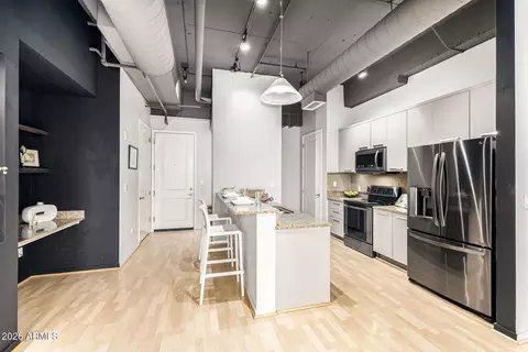 Kitchen - 1 E Lexington Ave #1107, Phoenix, AZ 85012 photo 5 of 6