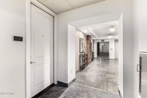 Entry Way - 1 E Lexington Ave #1107, Phoenix, AZ 85012 photo 1 of 3