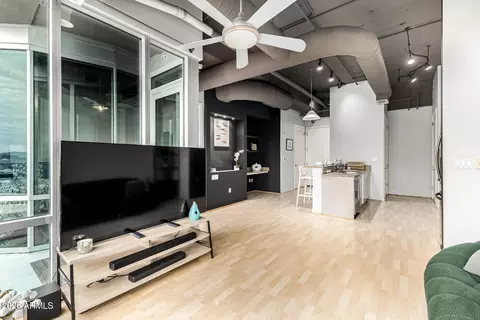 Living - 1 E Lexington Ave #1107, Phoenix, AZ 85012 photo 2 of 3