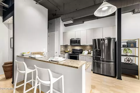 Kitchen - 1 E Lexington Ave #1107, Phoenix, AZ 85012 photo 2 of 6