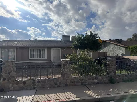 6937 W Roosevelt St, Phoenix, AZ 85043