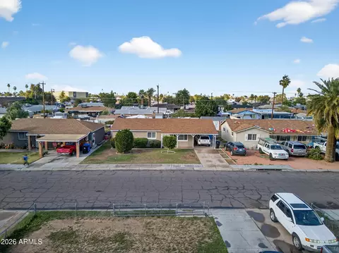 View/Area - 4630 W Mitchell Dr, Phoenix, AZ 85031 photo 5 of 11