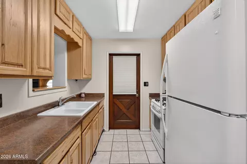 Kitchen - 4630 W Mitchell Dr, Phoenix, AZ 85031 photo 1 of 4