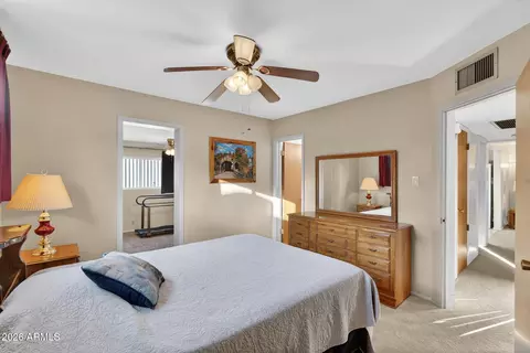 Bedroom - 4630 W Mitchell Dr, Phoenix, AZ 85031 photo 5 of 10