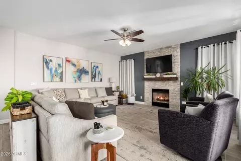 240 E Gail Ct, Gilbert, AZ 85296 photo 6