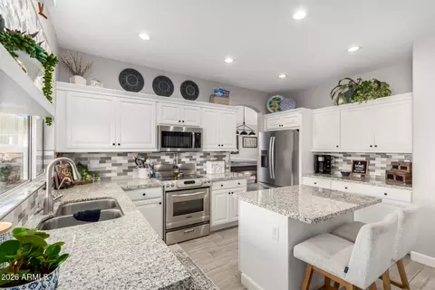 240 E Gail Ct, Gilbert, AZ 85296 photo 10