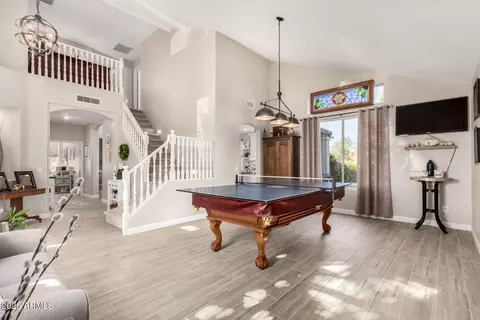240 E Gail Ct, Gilbert, AZ 85296 photo 3
