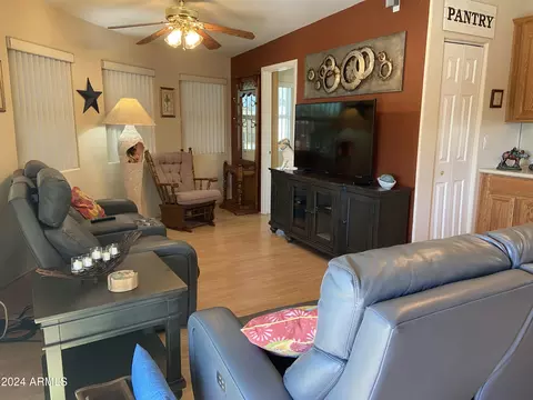2061 S Walla Walla Cir, Apache Junction, AZ 85119 photo 9