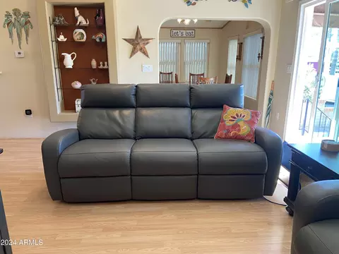 2061 S Walla Walla Cir, Apache Junction, AZ 85119 photo 4