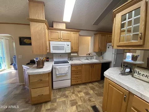 2061 S Walla Walla Cir, Apache Junction, AZ 85119 photo 15