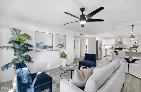 1101 E Bethany Home Rd #15, Phoenix, AZ 85014