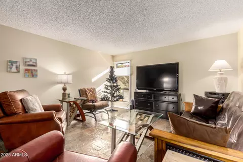 4950 N Miller Rd #123, Scottsdale, AZ 85251