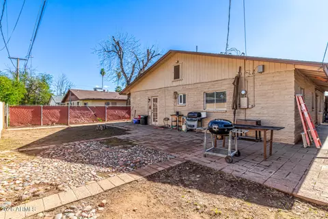 Exterior - 724 E Park Pl, Mesa, AZ 85203 photo 5 of 6