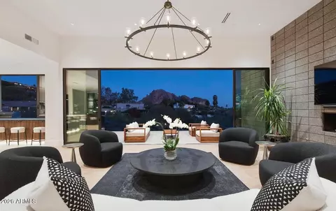 4117 E Keim Dr, Paradise Valley, AZ 85253