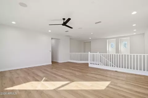 Living - 866 E Lowell Ave, Gilbert, AZ 85295 photo 4 of 4
