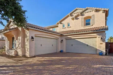 Exterior - 866 E Lowell Ave, Gilbert, AZ 85295 photo 4 of 15