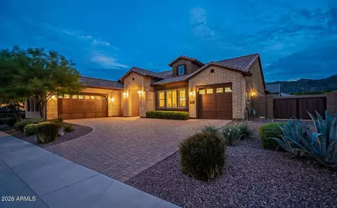 2915 E Constance Way, Phoenix, AZ 85042