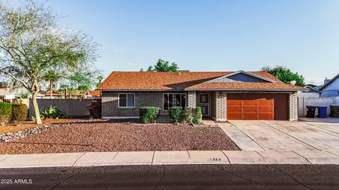 919 W Lodge Dr, Tempe, AZ 85283