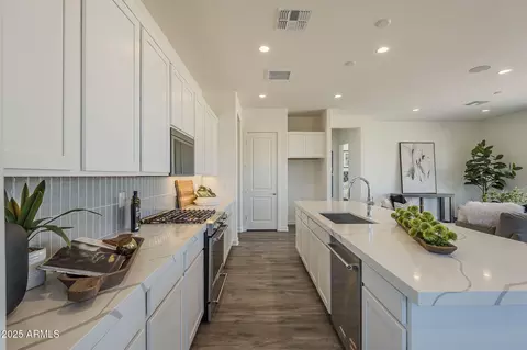 Kitchen - 6122 S Antonio --, Mesa, AZ 85212 photo 4 of 6