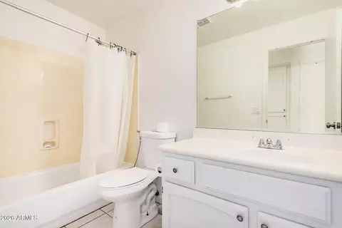 Bath - 17433 N 20th St, Phoenix, AZ 85022 photo 3 of 3