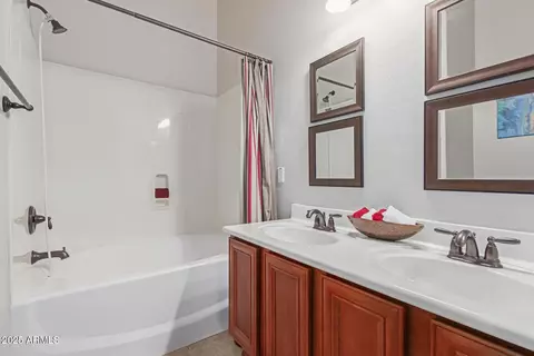 Bath - 8336 E Ingram St, Mesa, AZ 85207 photo 5 of 5