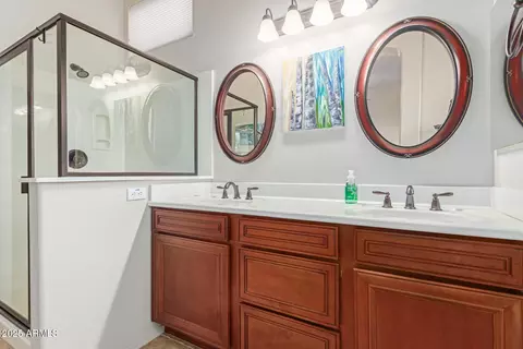 Bath - 8336 E Ingram St, Mesa, AZ 85207 photo 1 of 5