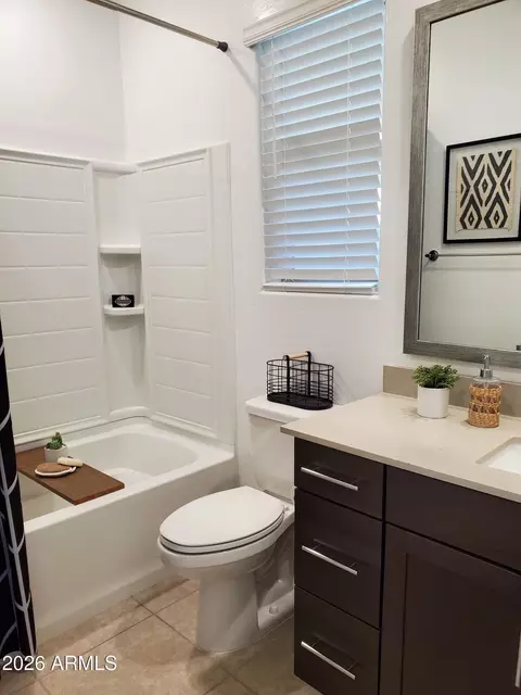 Bath - 9846 E Talon Ave, Mesa, AZ 85212 photo 6 of 6