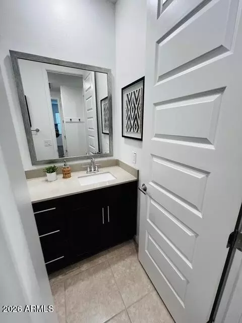 Bath - 9846 E Talon Ave, Mesa, AZ 85212 photo 1 of 6