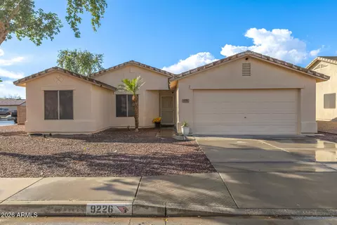 9226 N 92 Nd Dr, Peoria, AZ 85345