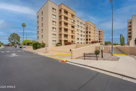 7960 E Camelback Rd #110, Scottsdale, AZ 85251