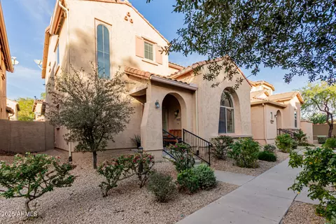 3635 W Thalia Ct, Phoenix, AZ 85086