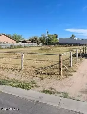 3025 E Hartford Ave #B, Phoenix, AZ 85032