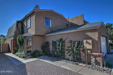 2941 E Nisbet Ct, Phoenix, AZ 85032