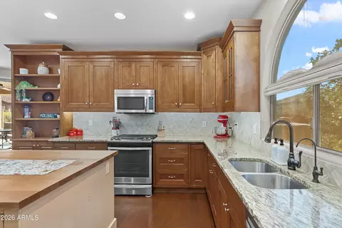 Kitchen - 4239 E Azalea Dr, Gilbert, AZ 85298 photo 7 of 7