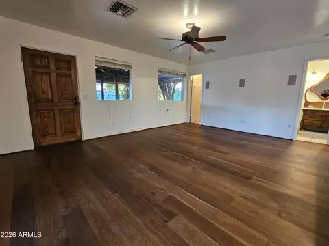 722 W Solano Dr, Phoenix, AZ 85013 photo 5