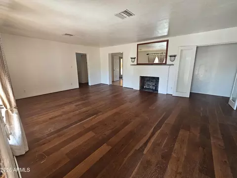722 W Solano Dr, Phoenix, AZ 85013 photo 8