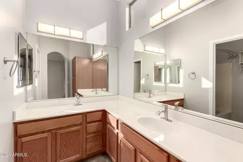 Bath - 2024 S Baldwin -- #145, Mesa, AZ 85209 photo 2 of 4
