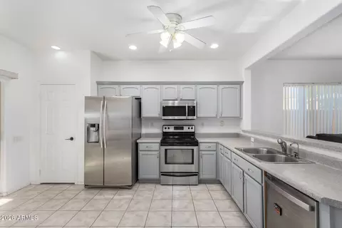 Kitchen - 10813 E Boston St, Apache Junction, AZ 85120 photo 2 of 3