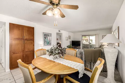 Dining - 4150 E Cactus Rd #210, Phoenix, AZ 85032 photo 3 of 4